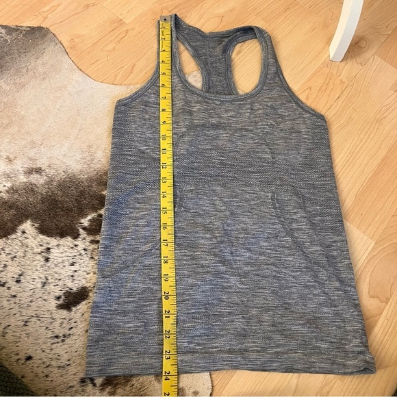 Lululemon Swiftly Tech Racerback Heathered Grey Size 6 - Picture 6 of 8